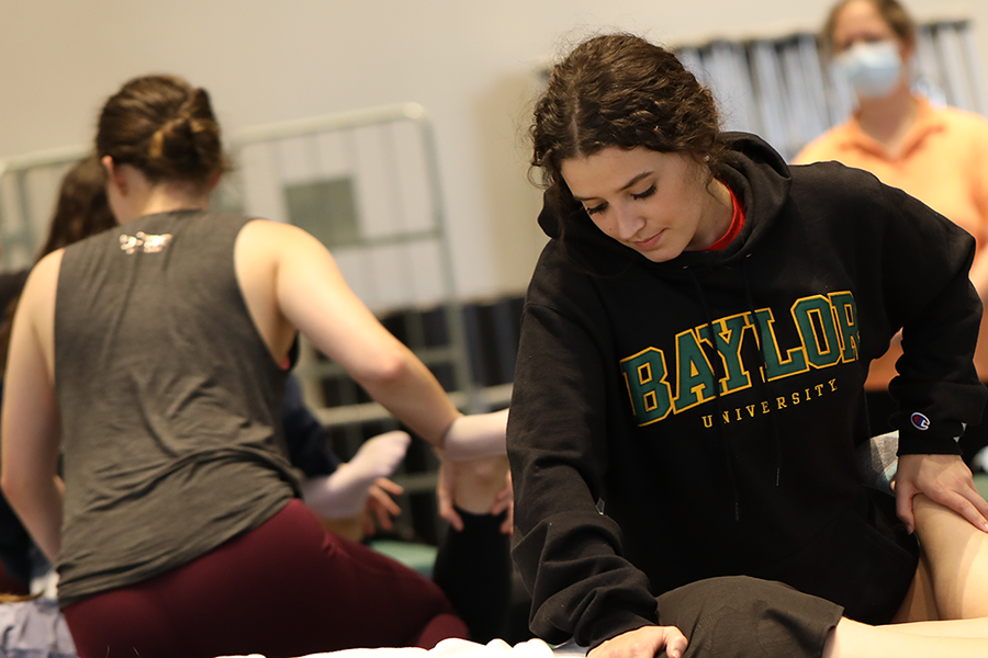 Baylor DPT Student in the Lab