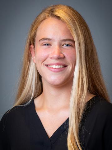 Portrait of Mackenzie Jennings.